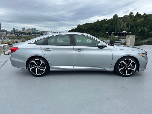 Certified 2018 Honda Accord Sport image 3