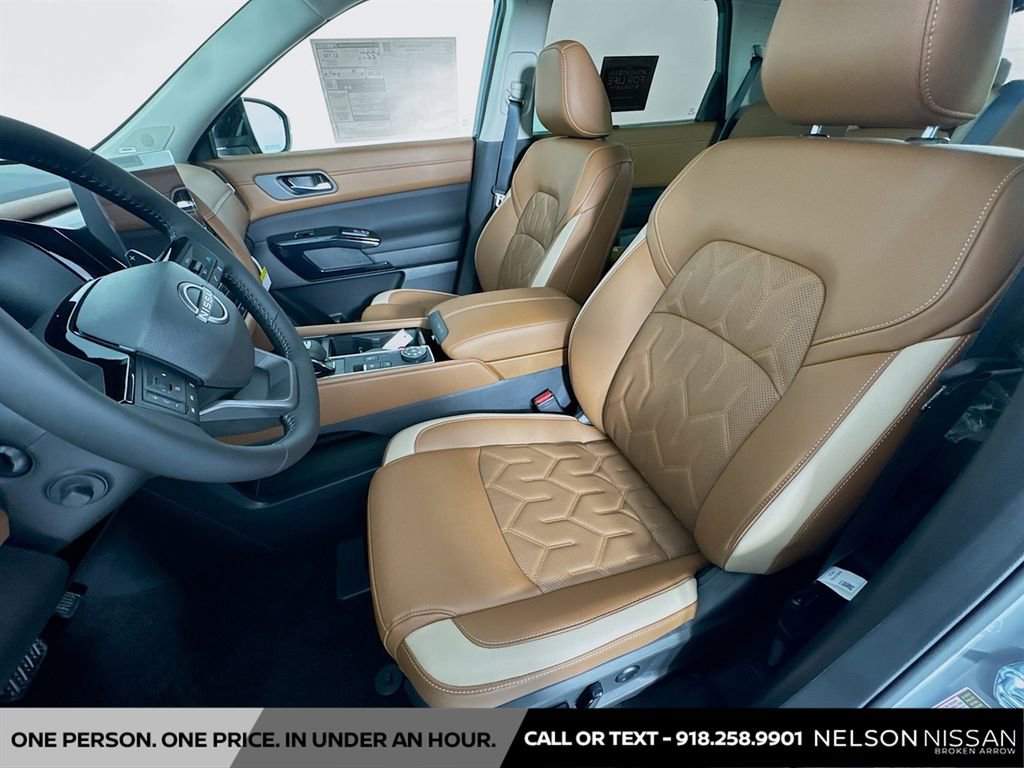 New 2026 Nissan Pathfinder Platinum w/ Accent Package AWD/4WD image 21
