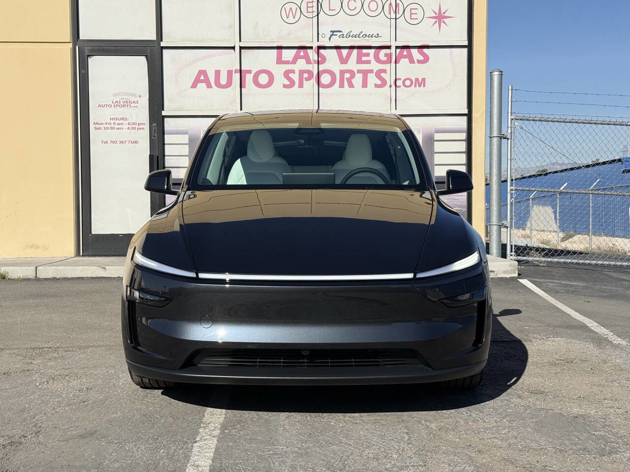 Used 2026 Tesla Model Y Long Range image 3