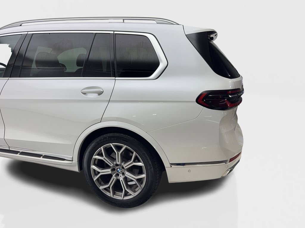 Used 2023 BMW X7 xDrive40i image 19