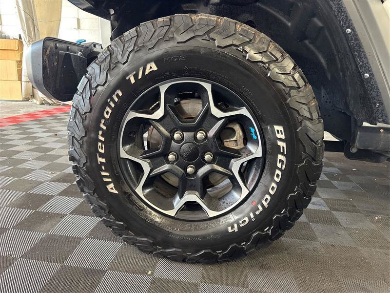 Used 2023 Jeep Wrangler Unlimited Rubicon 4xe w/ Cold Weather Group AWD/4WD image 28