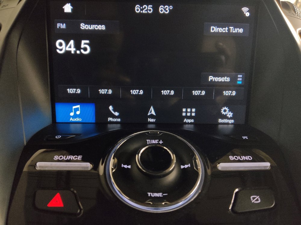 Used 2019 Ford Escape Titanium image 25