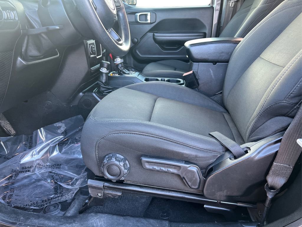 Used 2021 Jeep Wrangler Sport image 20