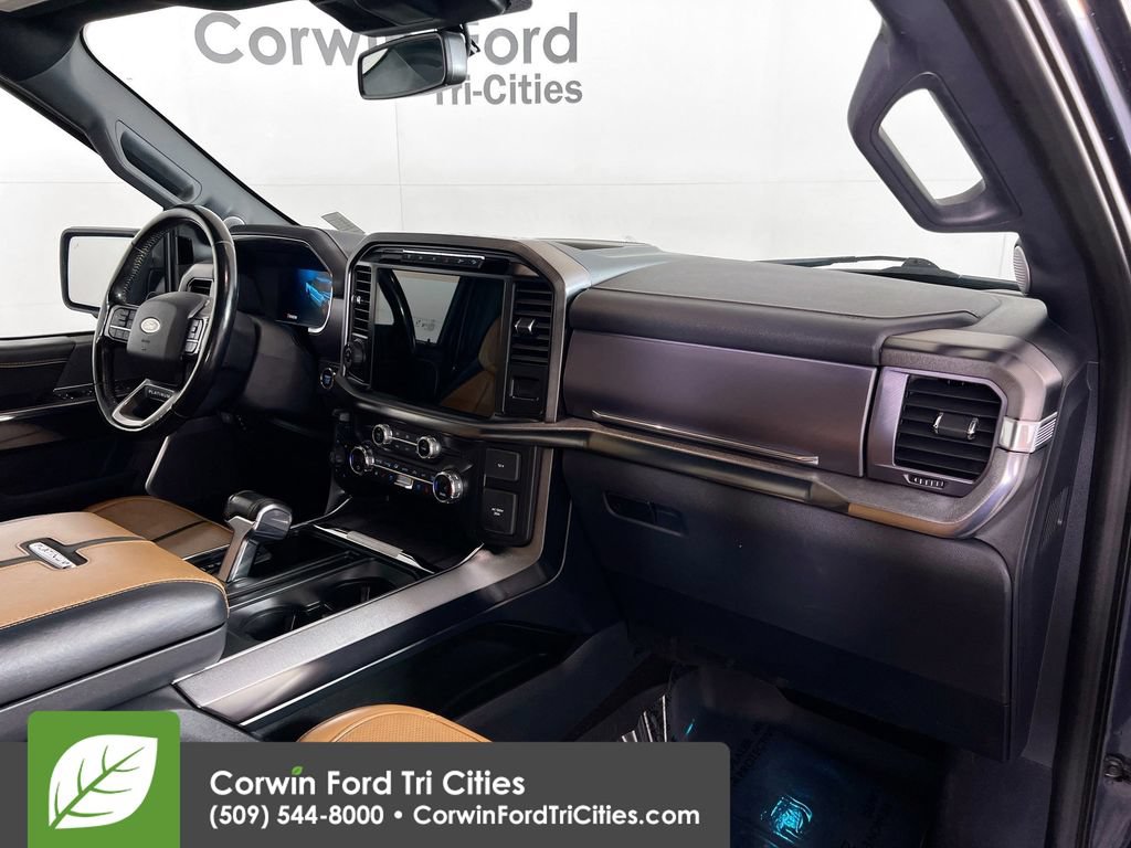 Used 2021 Ford F150 Platinum w/ FX4 Off-Road Package AWD/4WD image 32