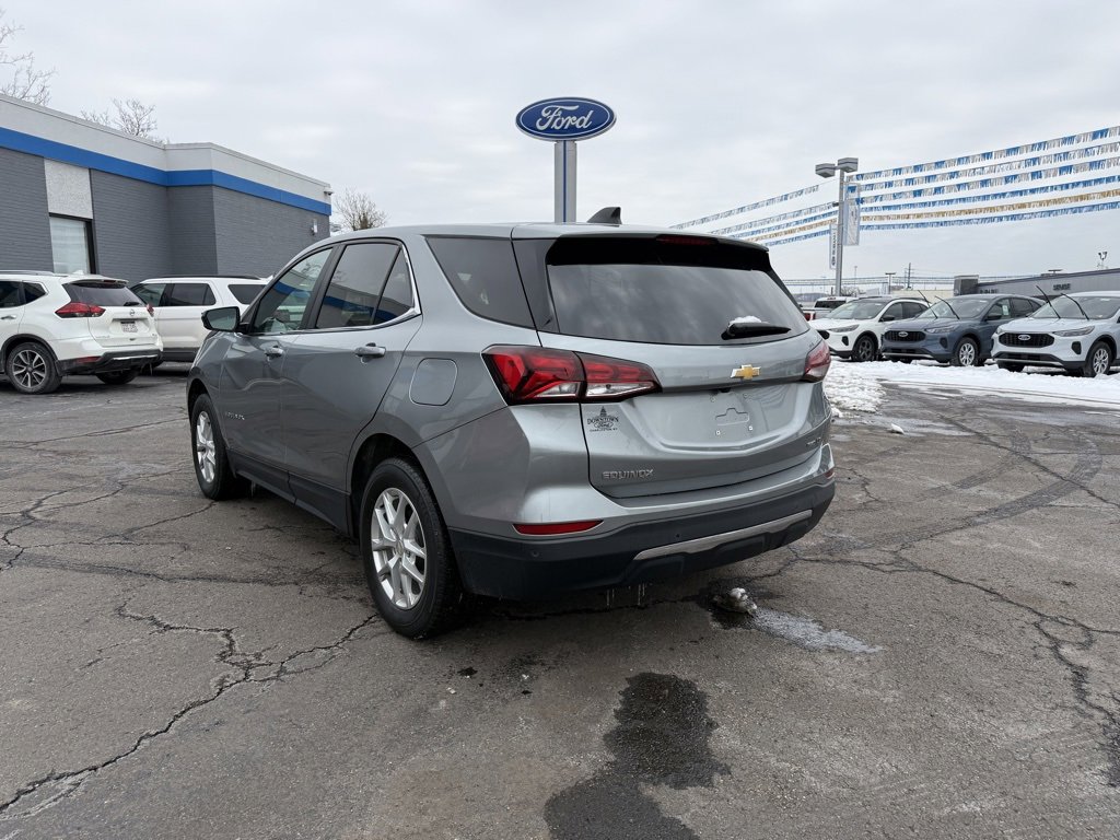 Used 2023 Chevrolet Equinox LT w/ Driver Convenience Package image 5