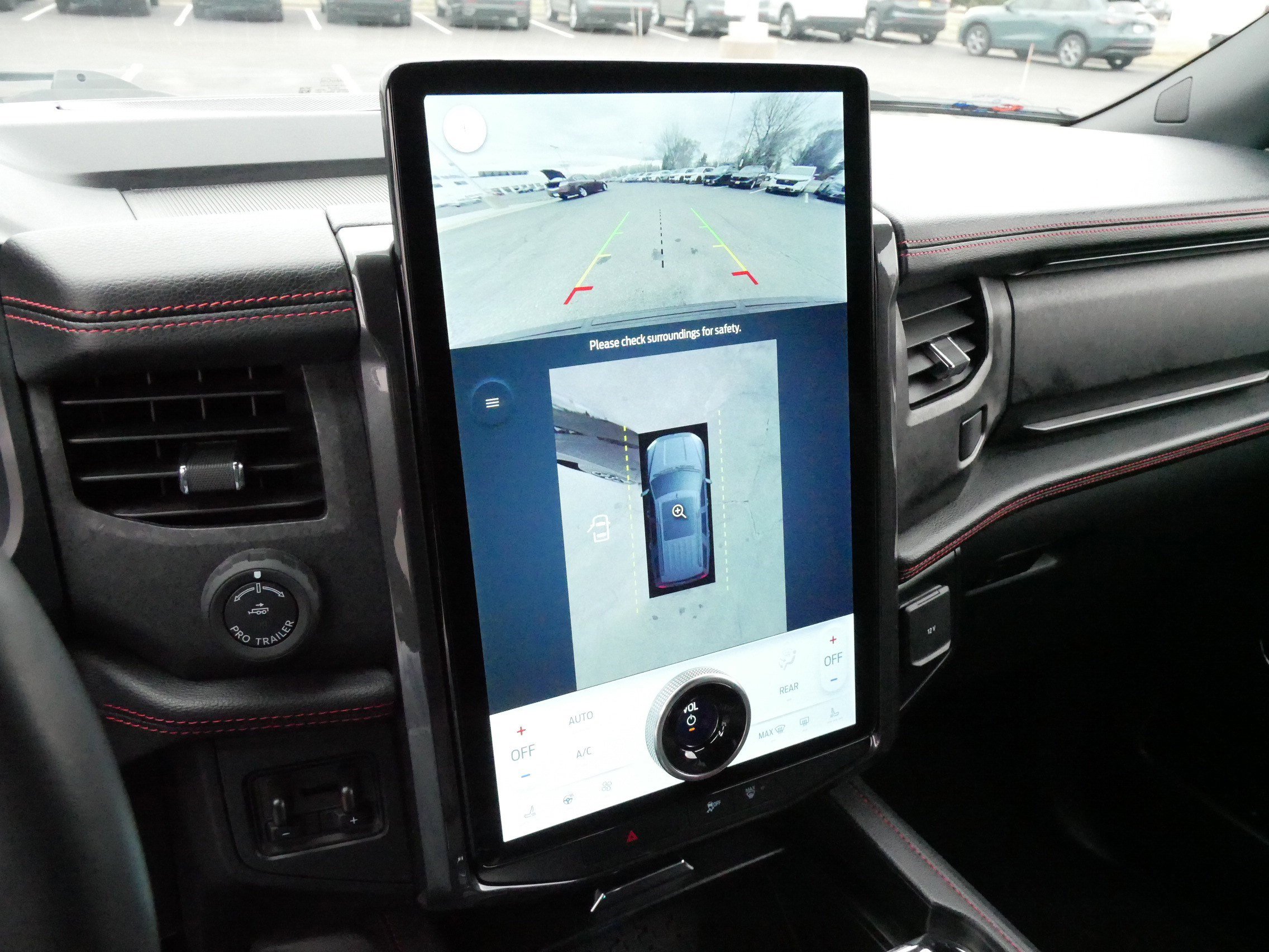 Used 2022 Ford Expedition Max Limited image 34