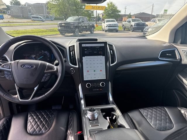 Used 2024 Ford Edge Titanium AWD/4WD image 30