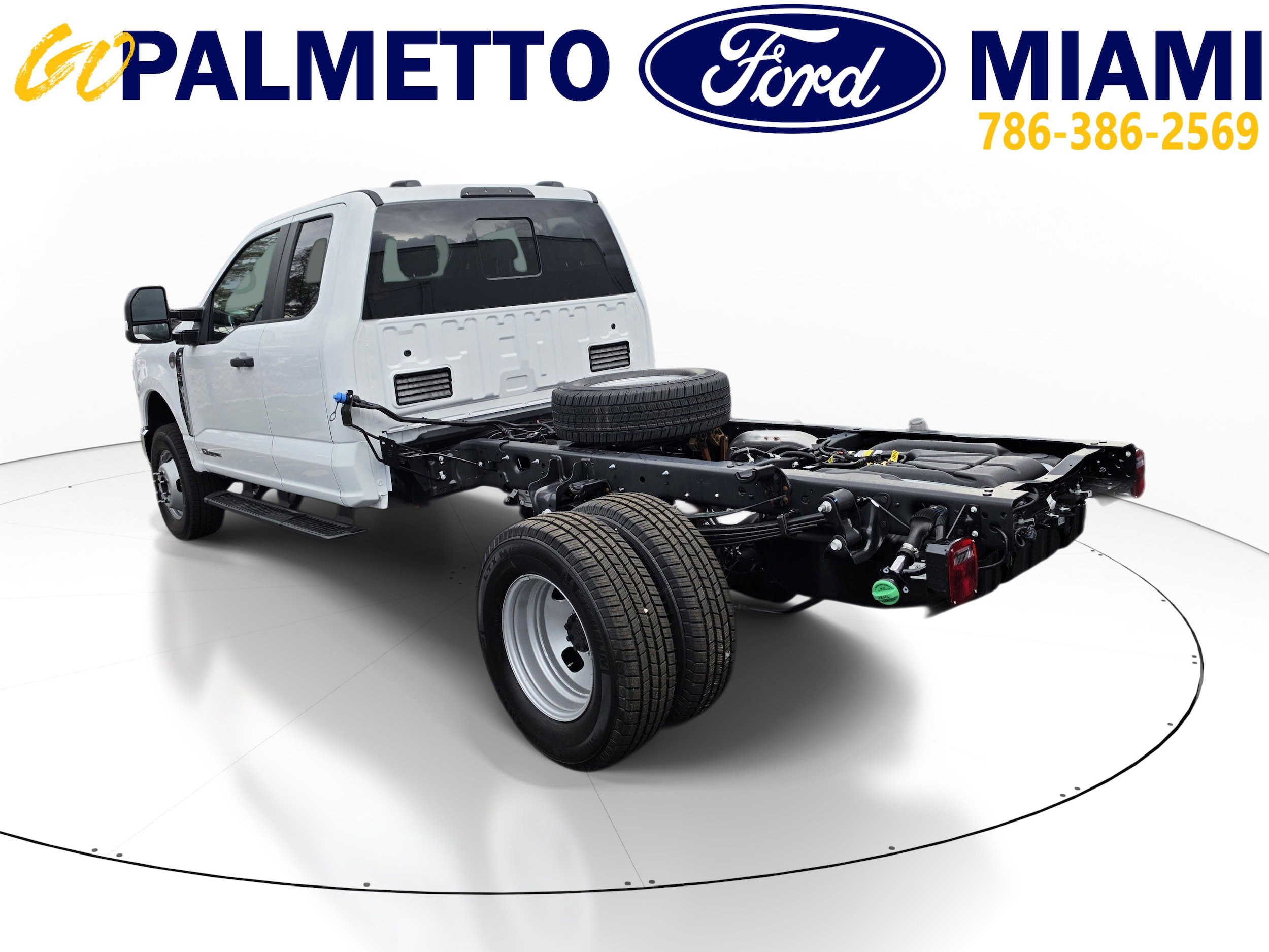 New 2026 Ford F350 XL w/ XL Chrome Package AWD/4WD image 3