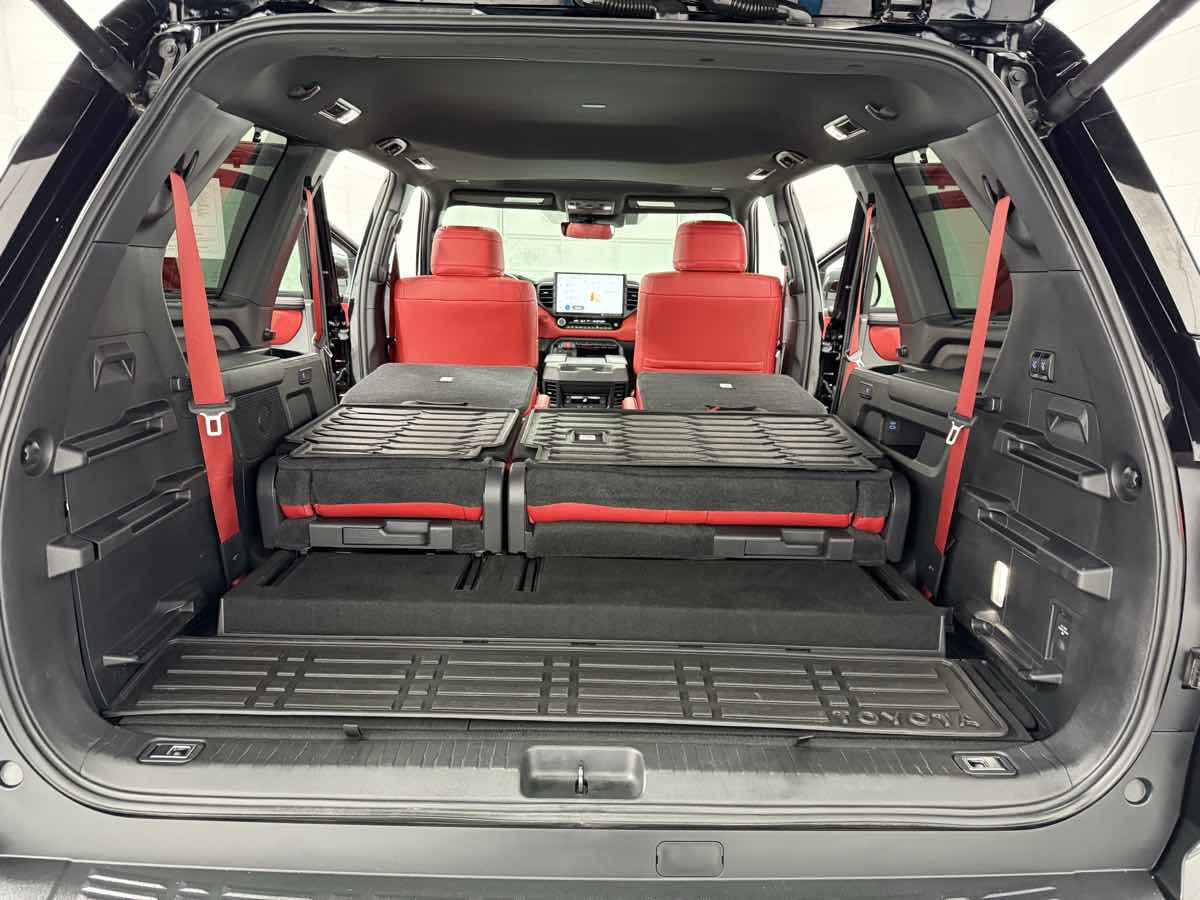 Used 2024 Toyota Sequoia Platinum image 40