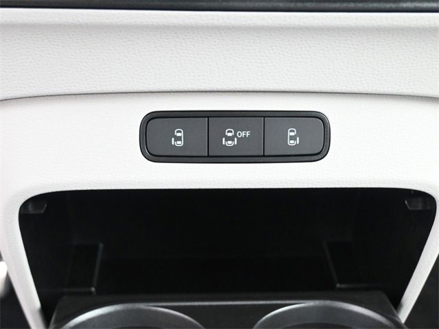 New 2025 Volkswagen ID. Buzz 1st Edition image 3