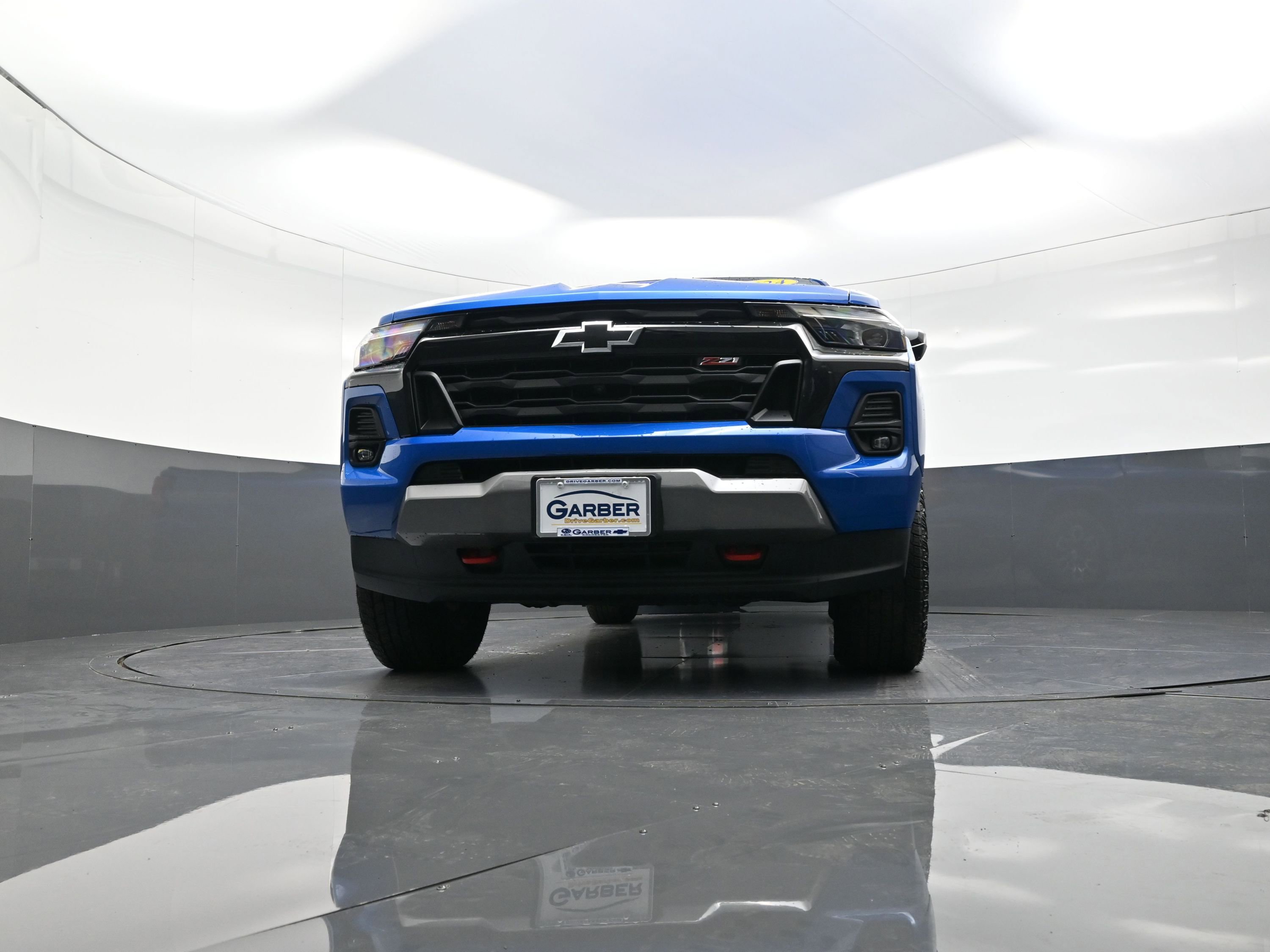 Used 2024 Chevrolet Colorado Z71 w/ Z71 Convenience Package 2 image 10