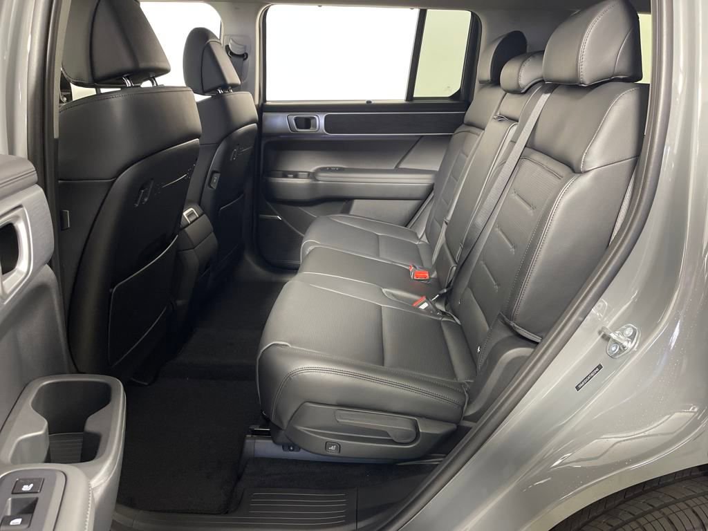 New 2026 Hyundai Santa Fe Limited image 13