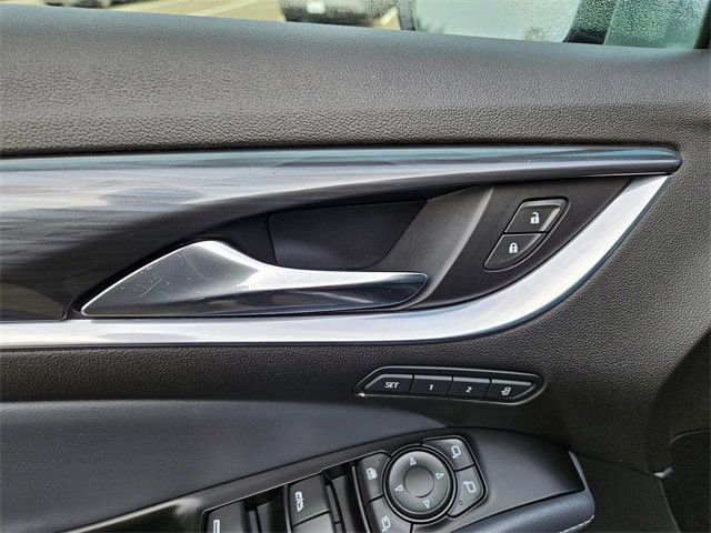 Used 2024 Buick Enclave Premium image 19