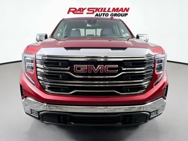 Used 2023 GMC Sierra 1500 SLT w/ SLT Premium Package AWD/4WD image 2