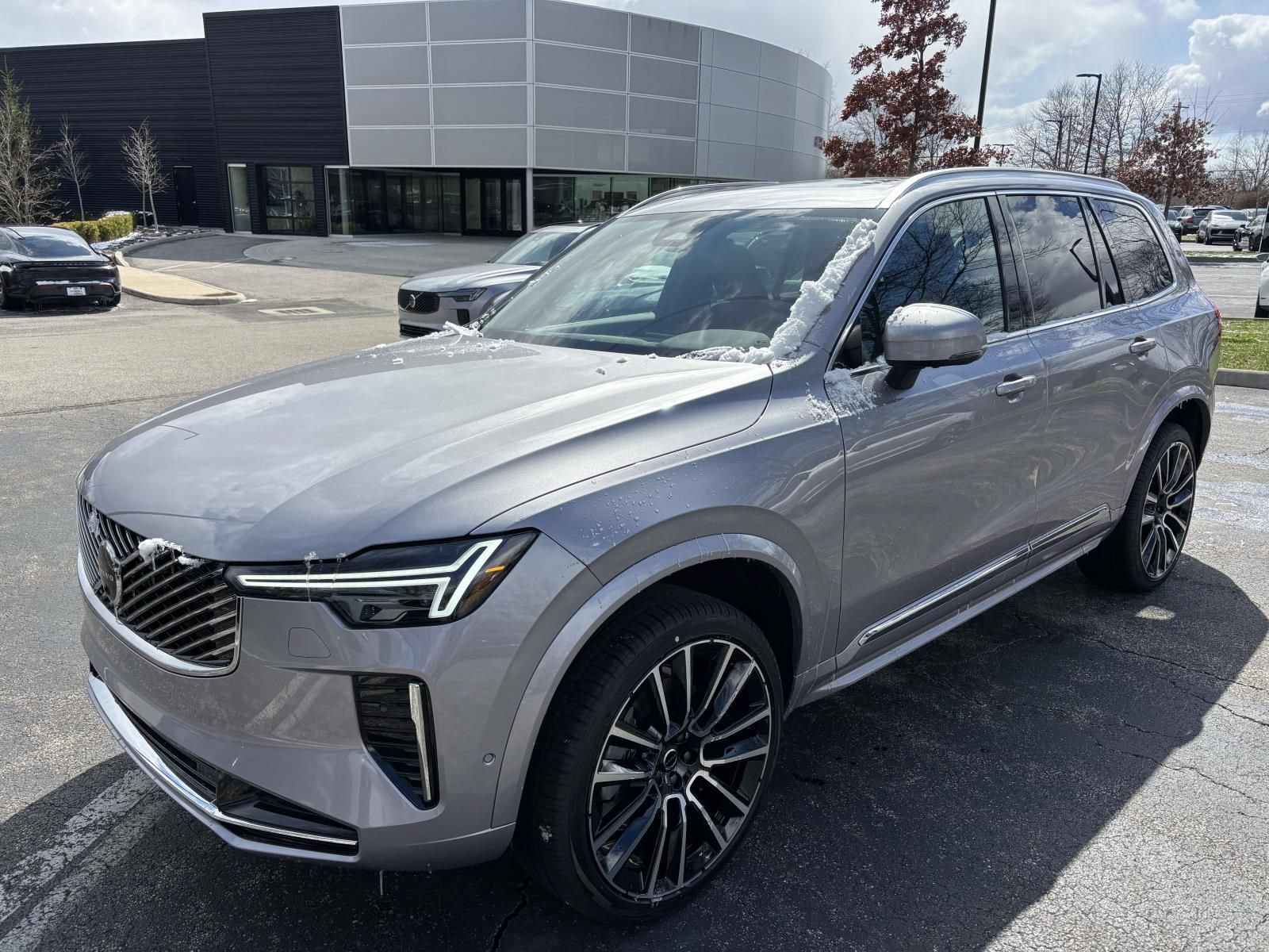 New 2026 Volvo XC90 B6 Plus w/ Protection Package Premier AWD/4WD image 1