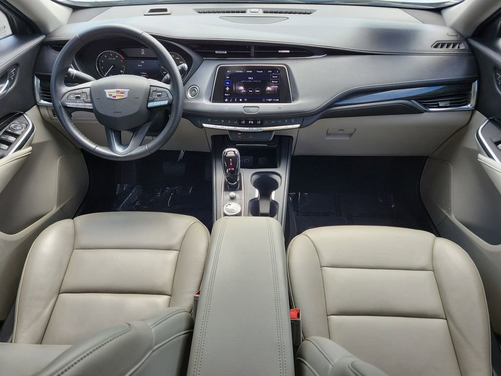 Used 2020 Cadillac XT4 Premium Luxury FWD image 14