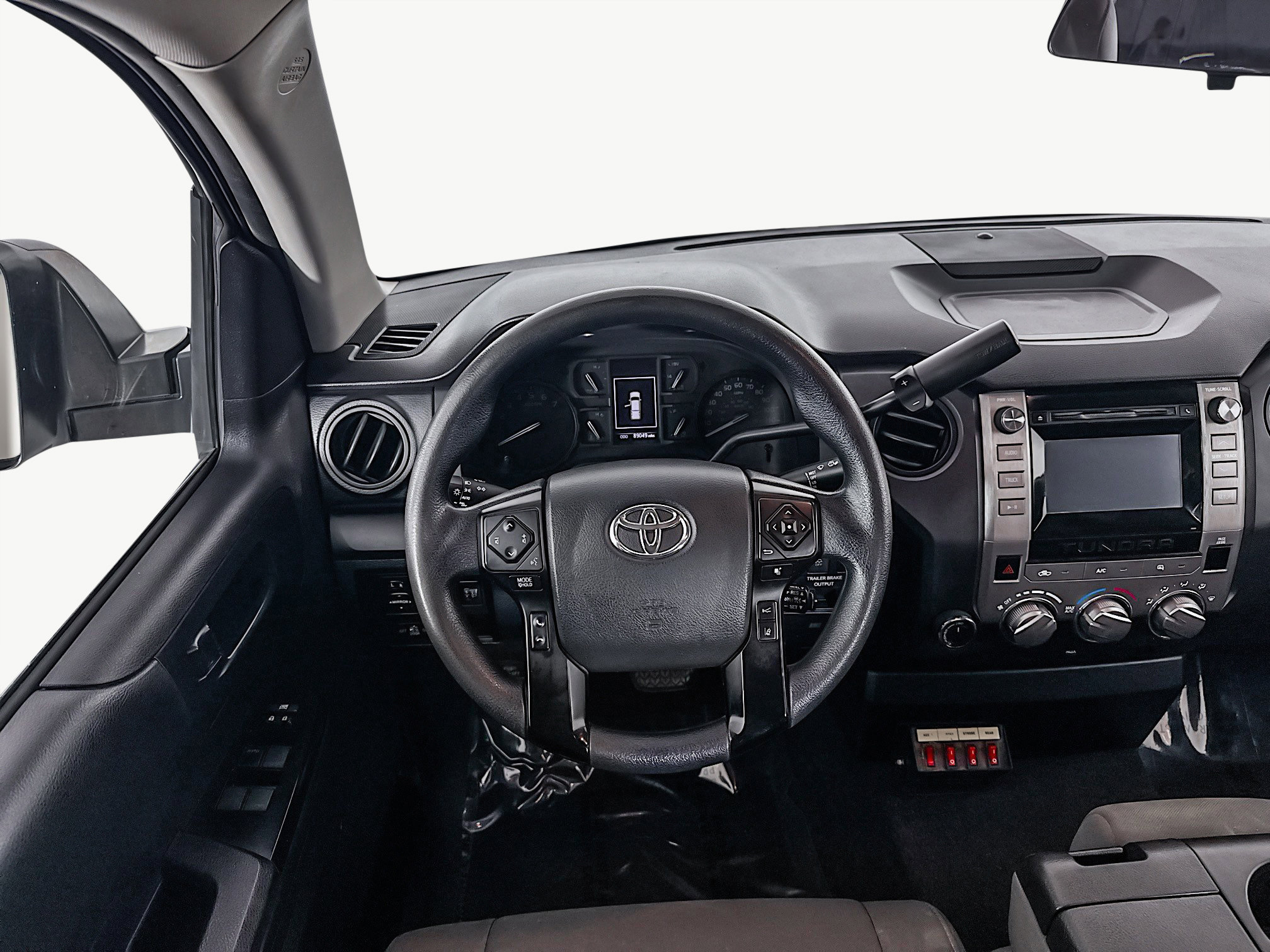 Used 2018 Toyota Tundra Limited image 17