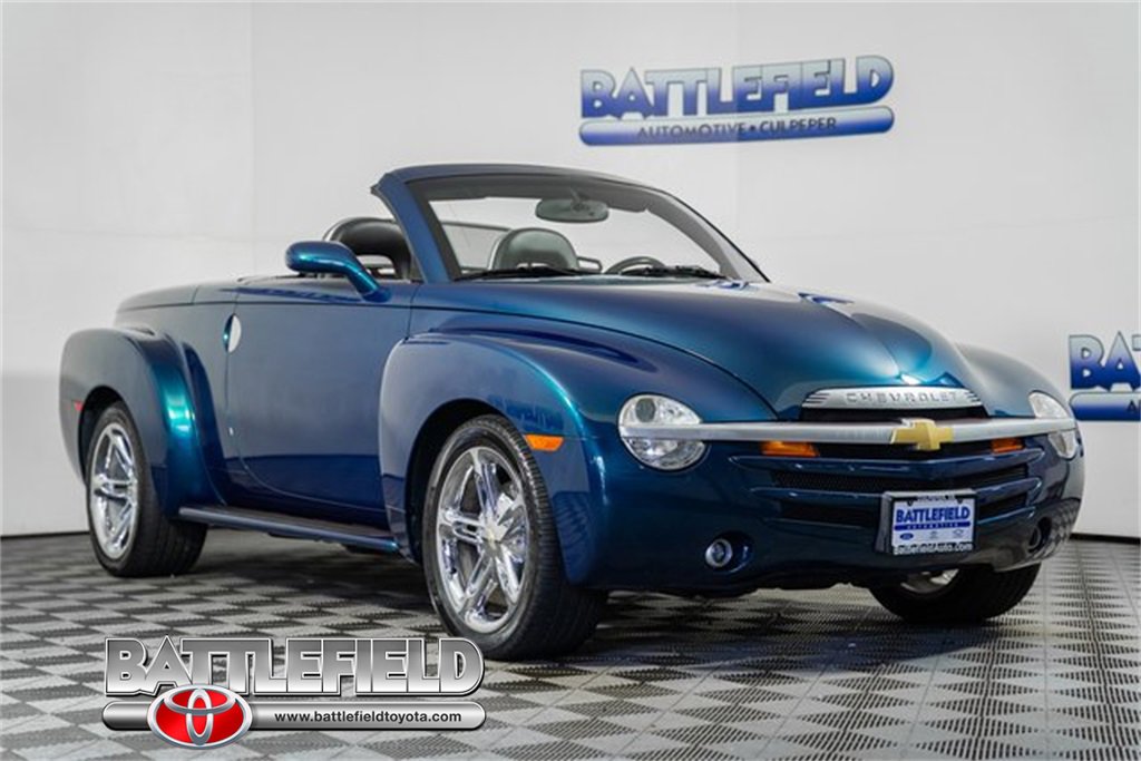 Used 2005 Chevrolet SSR w/ Preferred Equipment Group