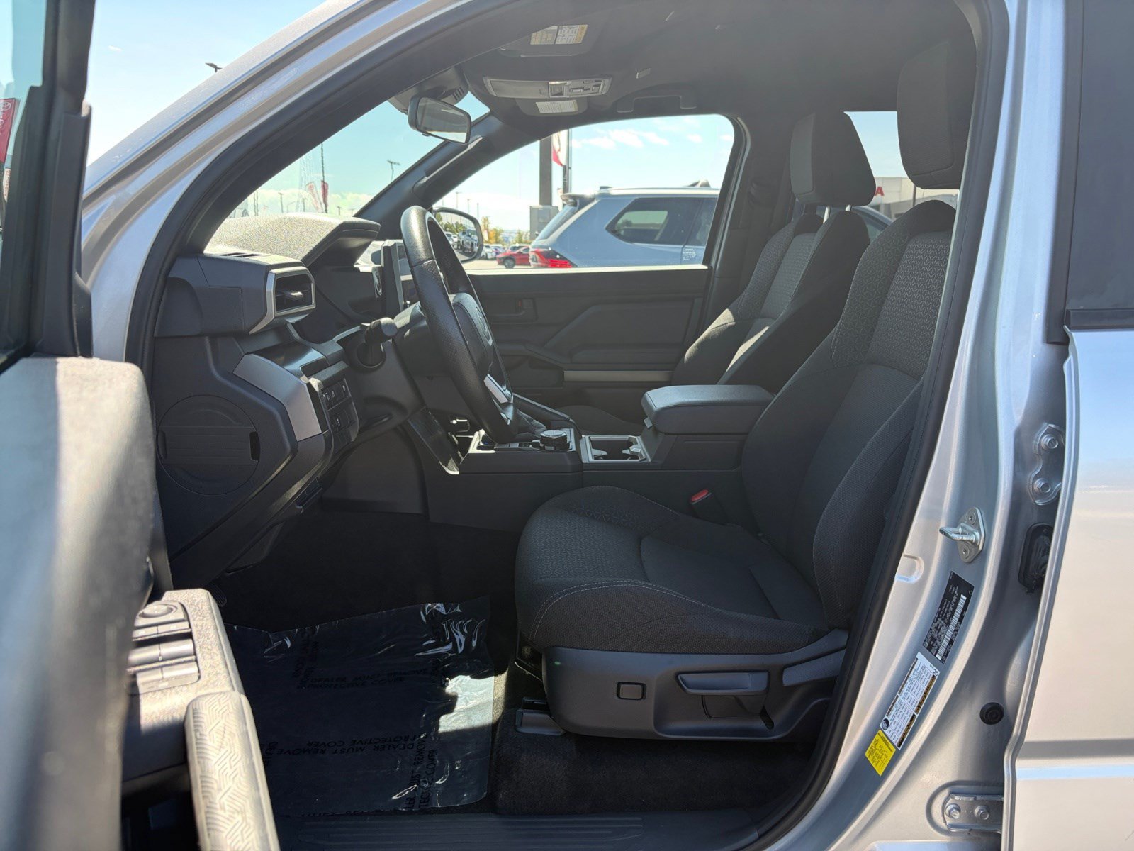 Certified 2025 Toyota 4Runner SR5 AWD/4WD image 11
