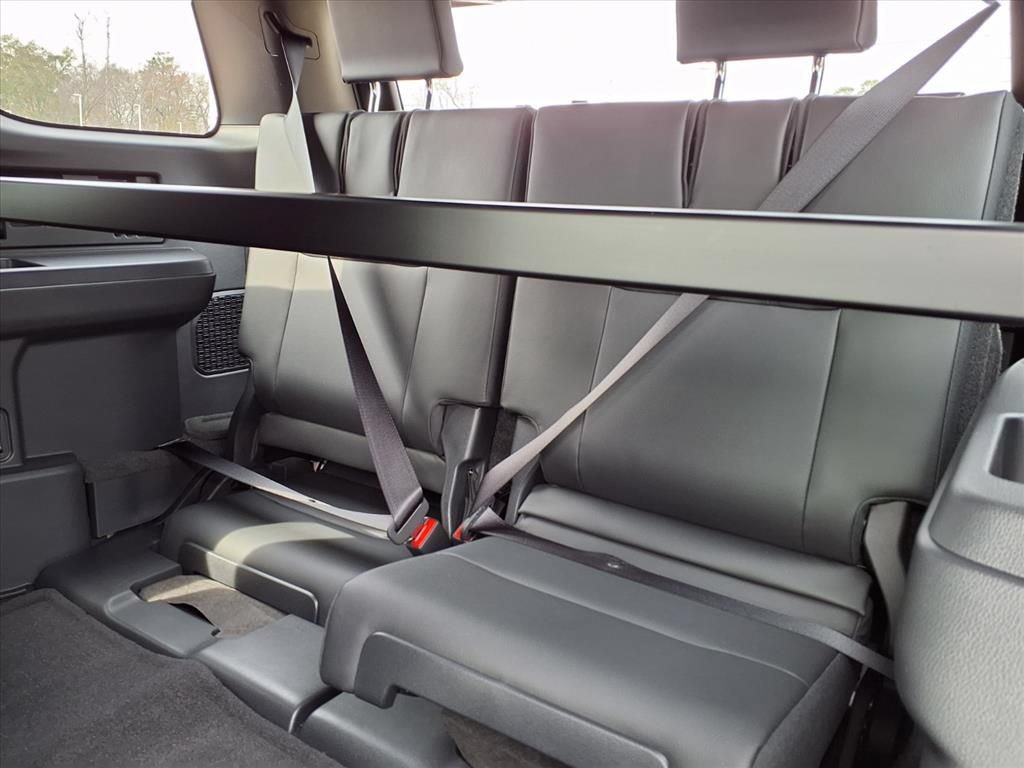 Used 2026 Toyota 4Runner Limited AWD/4WD image 16