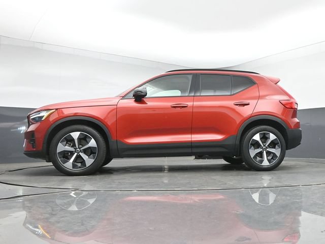 Used 2023 Volvo XC40 B5 Plus w/ Driver Assist Package AWD/4WD image 41