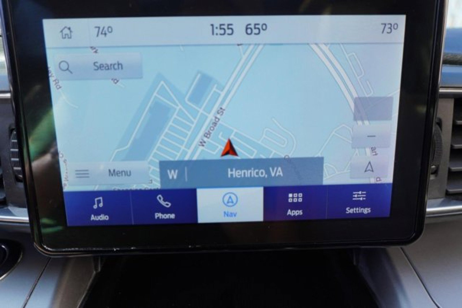Used 2022 Ford Explorer XLT w/ Equipment Group 202A AWD/4WD image 32
