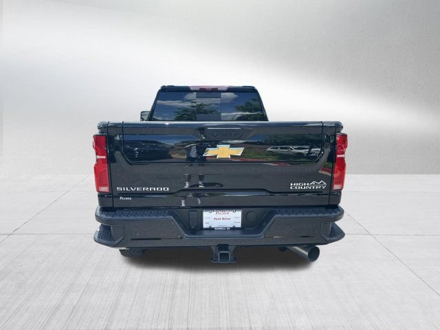 Used 2024 Chevrolet Silverado 2500 High Country w/ High Country Premium Package AWD/4WD image 7