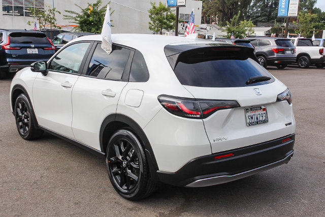 Used 2024 Honda HR-V Sport image 7
