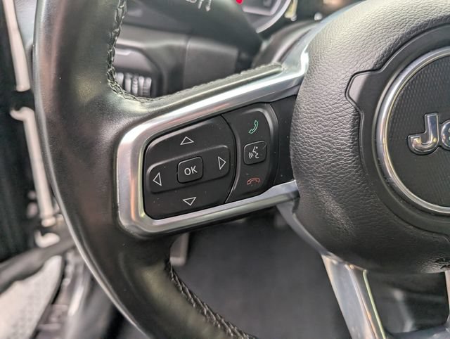 Used 2021 Jeep Wrangler Unlimited Sahara AWD/4WD image 15