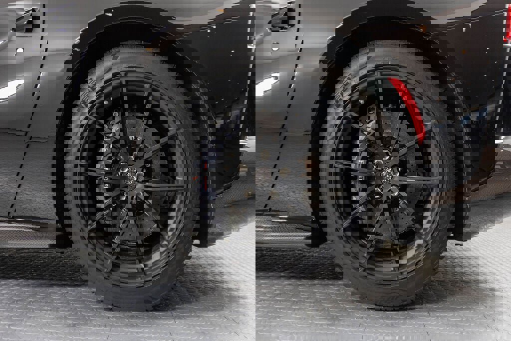 Certified 2021 Ferrari 812 GTS image 25