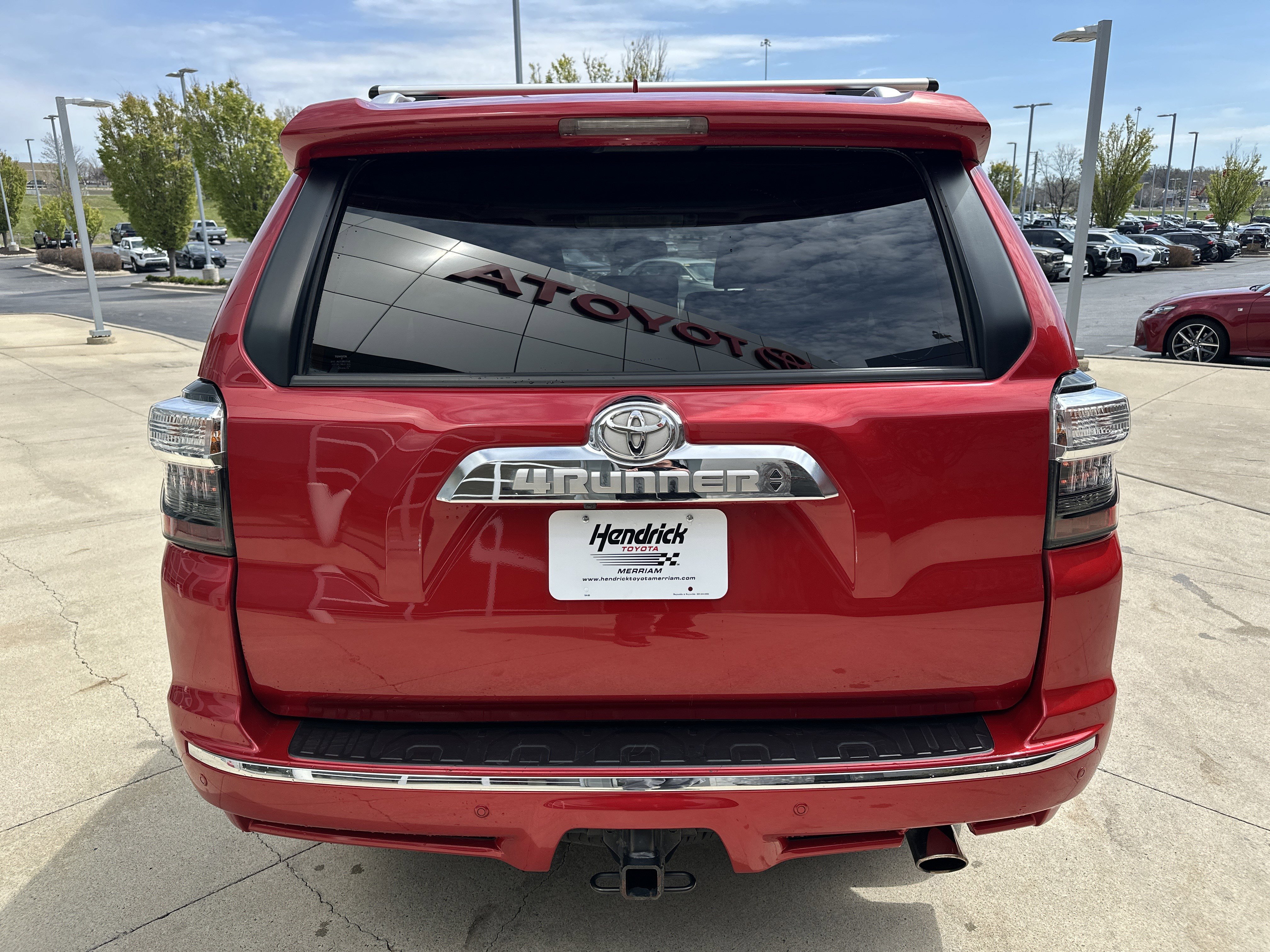 Used 2019 Toyota 4Runner Limited image 8