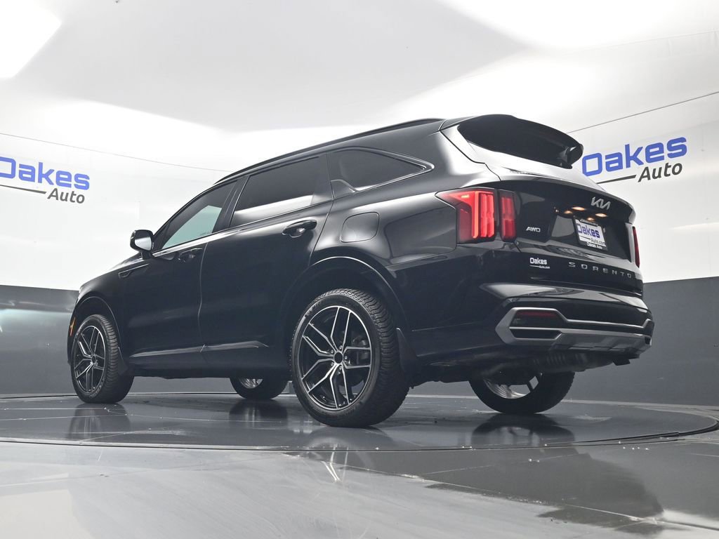 Certified 2022 Kia Sorento SX AWD/4WD image 46
