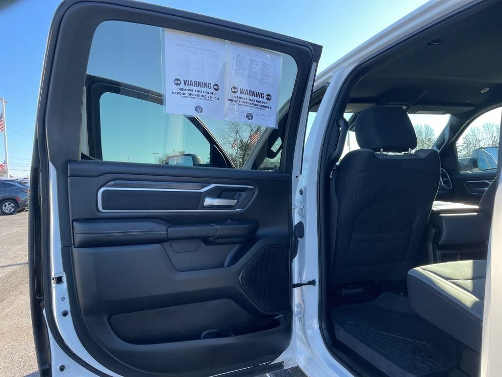 Used 2023 RAM 1500 Big Horn AWD/4WD image 31