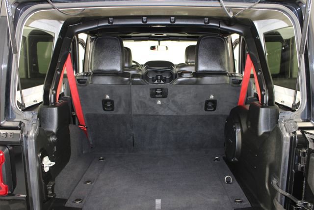 Used 2020 Jeep Wrangler Unlimited Rubicon w/ Quick Order Package 28Y Recon image 17