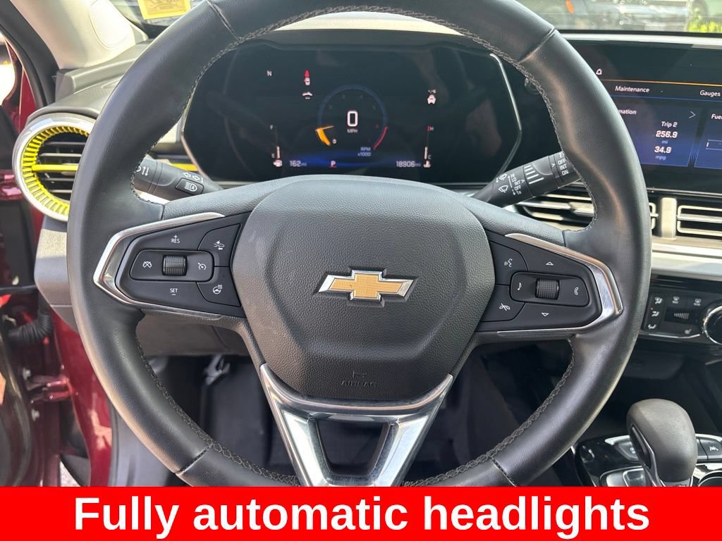 Used 2024 Chevrolet Trax LT w/ Driver Confidence Package FWD image 13