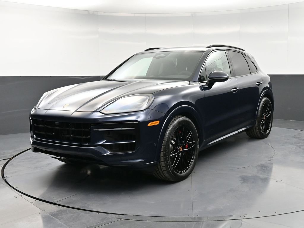 New 2026 Porsche Cayenne GTS image 6
