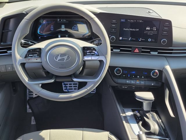 New 2026 Hyundai Elantra Sport FWD image 6