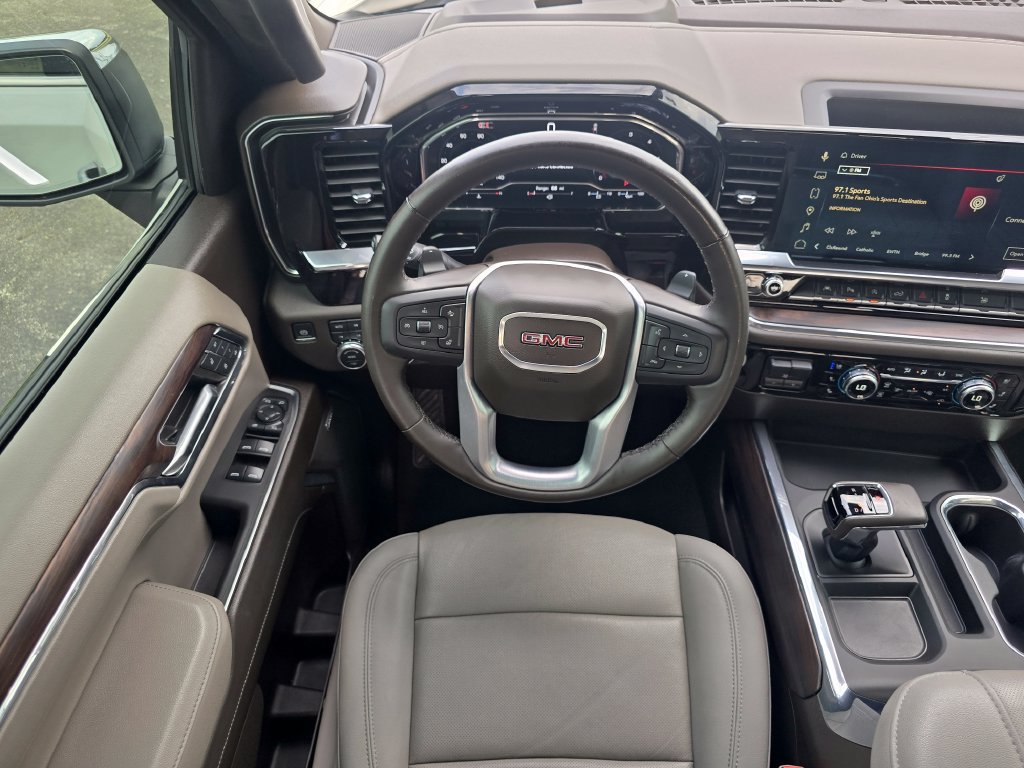 Used 2024 GMC Sierra 1500 SLT w/ SLT Premium Plus Package AWD/4WD image 25