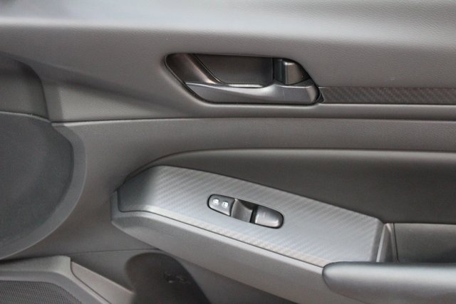 Used 2023 Nissan Altima 2.5 S image 11