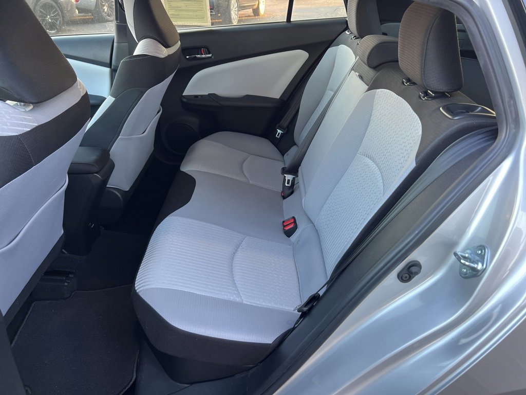 Used 2017 Toyota Prius Two image 17