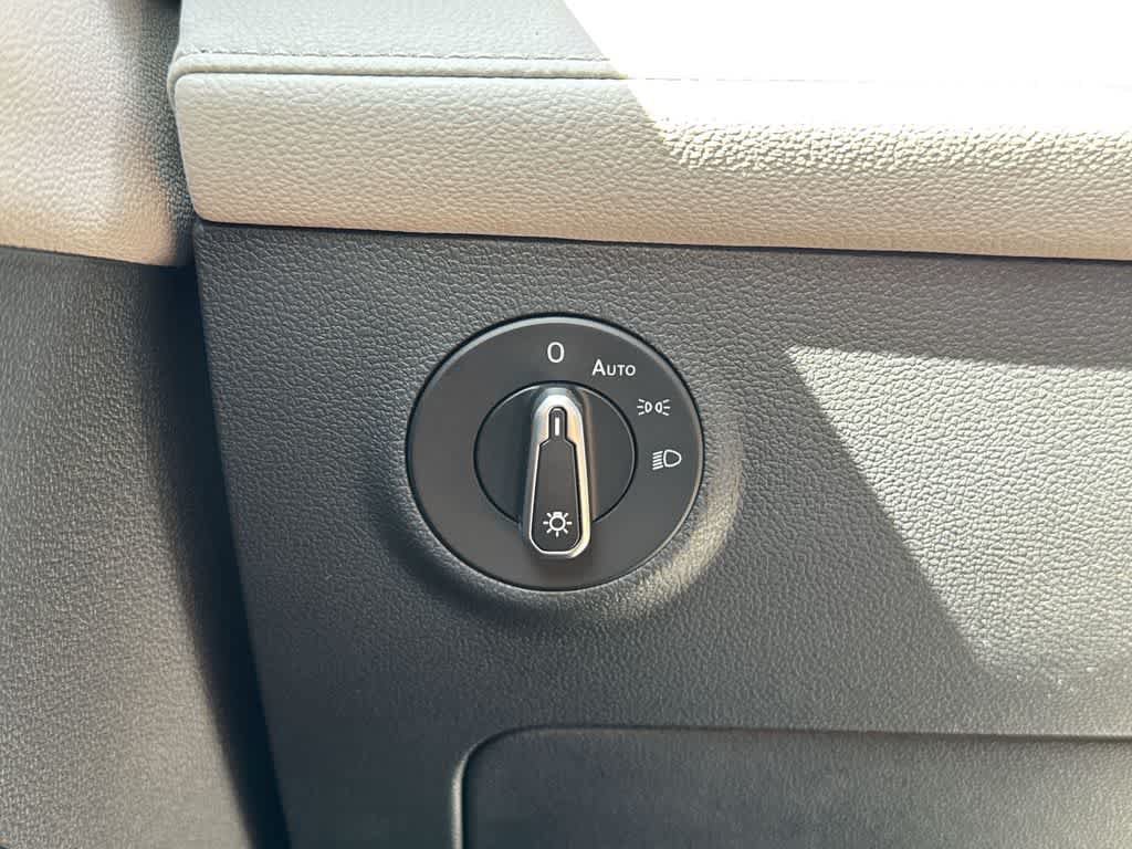New 2026 Volkswagen Taos S FWD image 17
