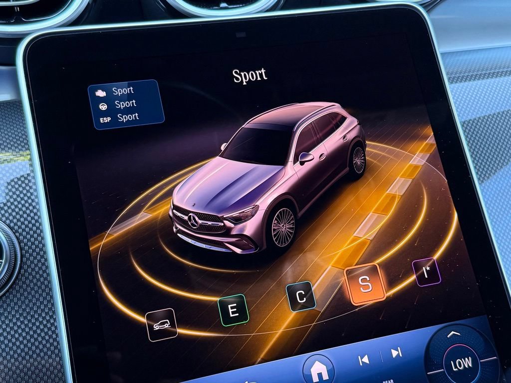 Certified 2026 Mercedes-Benz GLC 300 4MATIC image 6