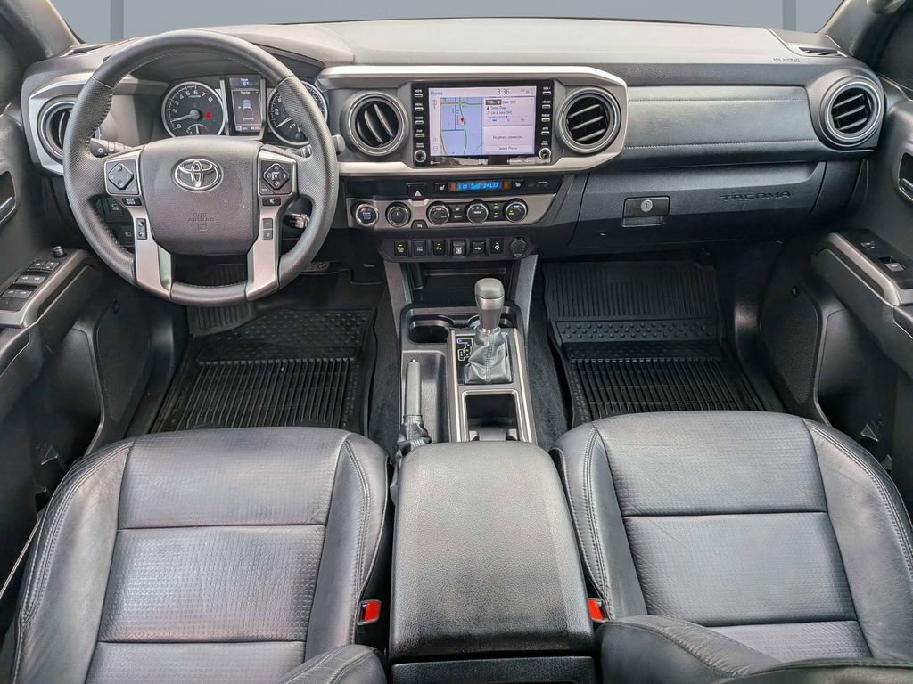 Used 2022 Toyota Tacoma Limited AWD/4WD image 17