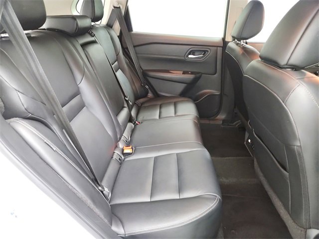 Used 2023 Nissan Rogue SL w/ SL Premium Package image 40