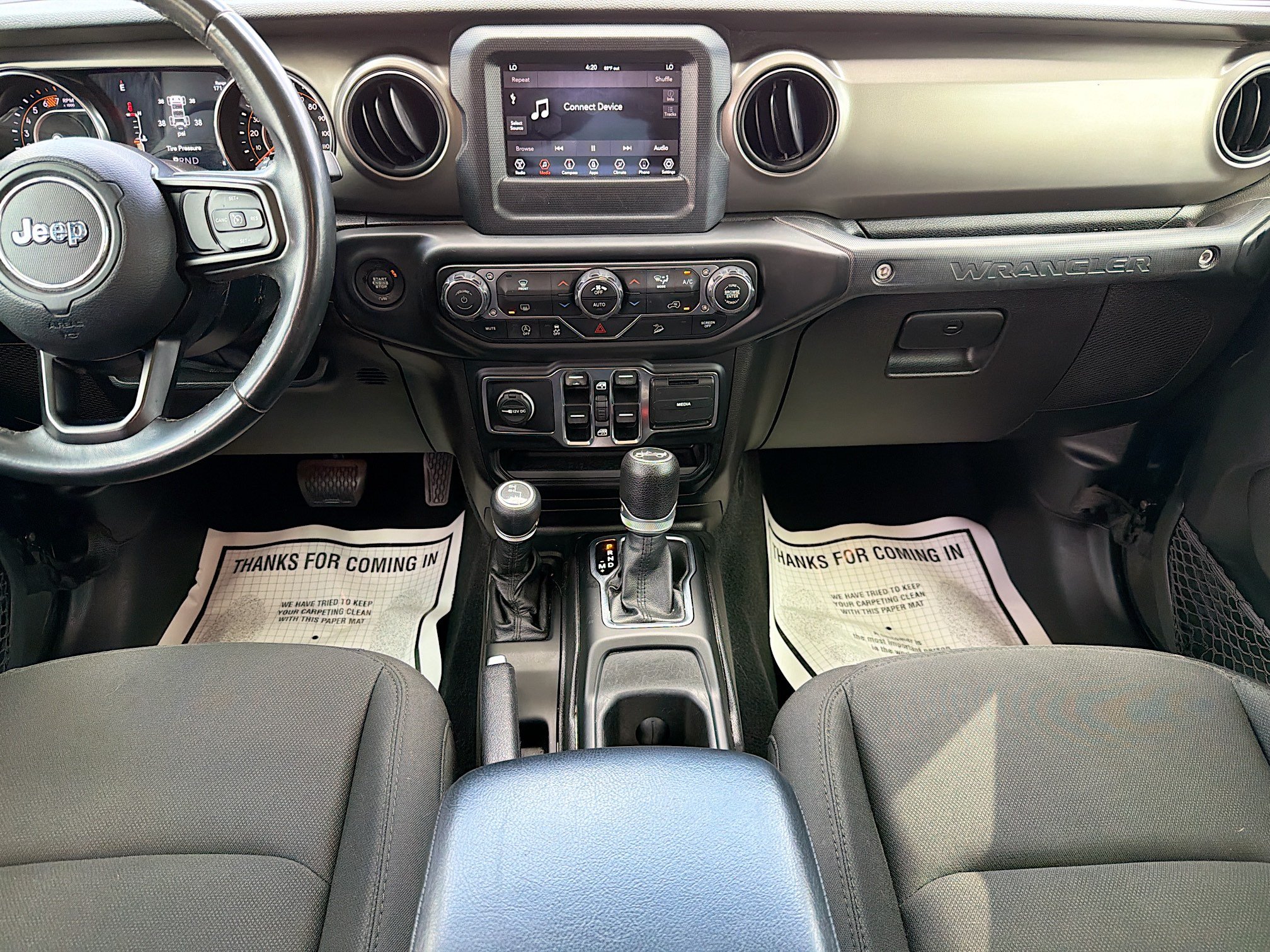 Used 2019 Jeep Wrangler Unlimited Sport S AWD/4WD image 17