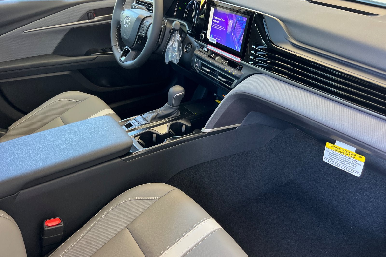 New 2026 Toyota Camry SE w/ Convenience Package FWD image 16