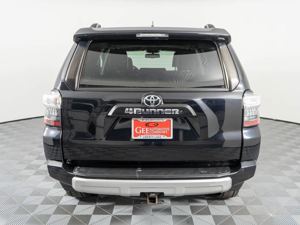 Used 2018 Toyota 4Runner TRD Off-Road Premium image 5
