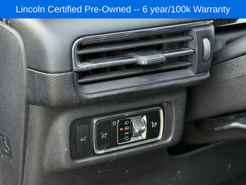 Certified 2023 Lincoln Corsair AWD w/ Rear Removable Package Tray image 30