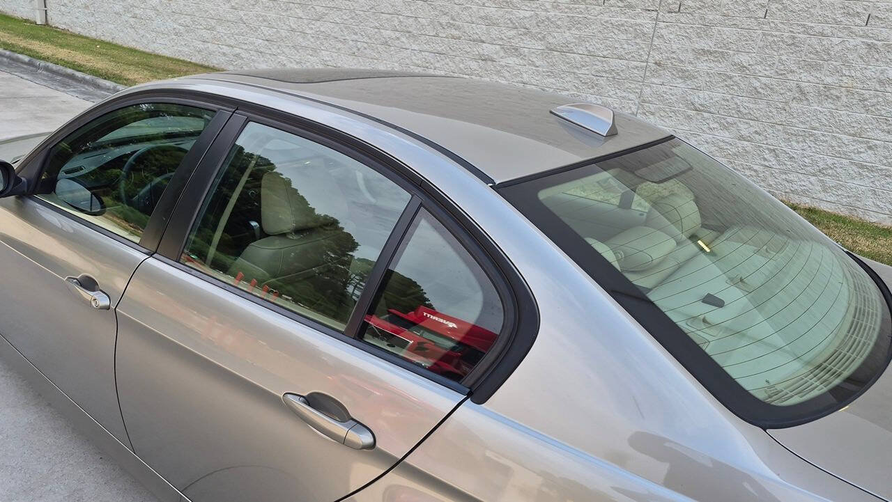 Used 2008 BMW 328xi Sedan AWD/4WD image 17