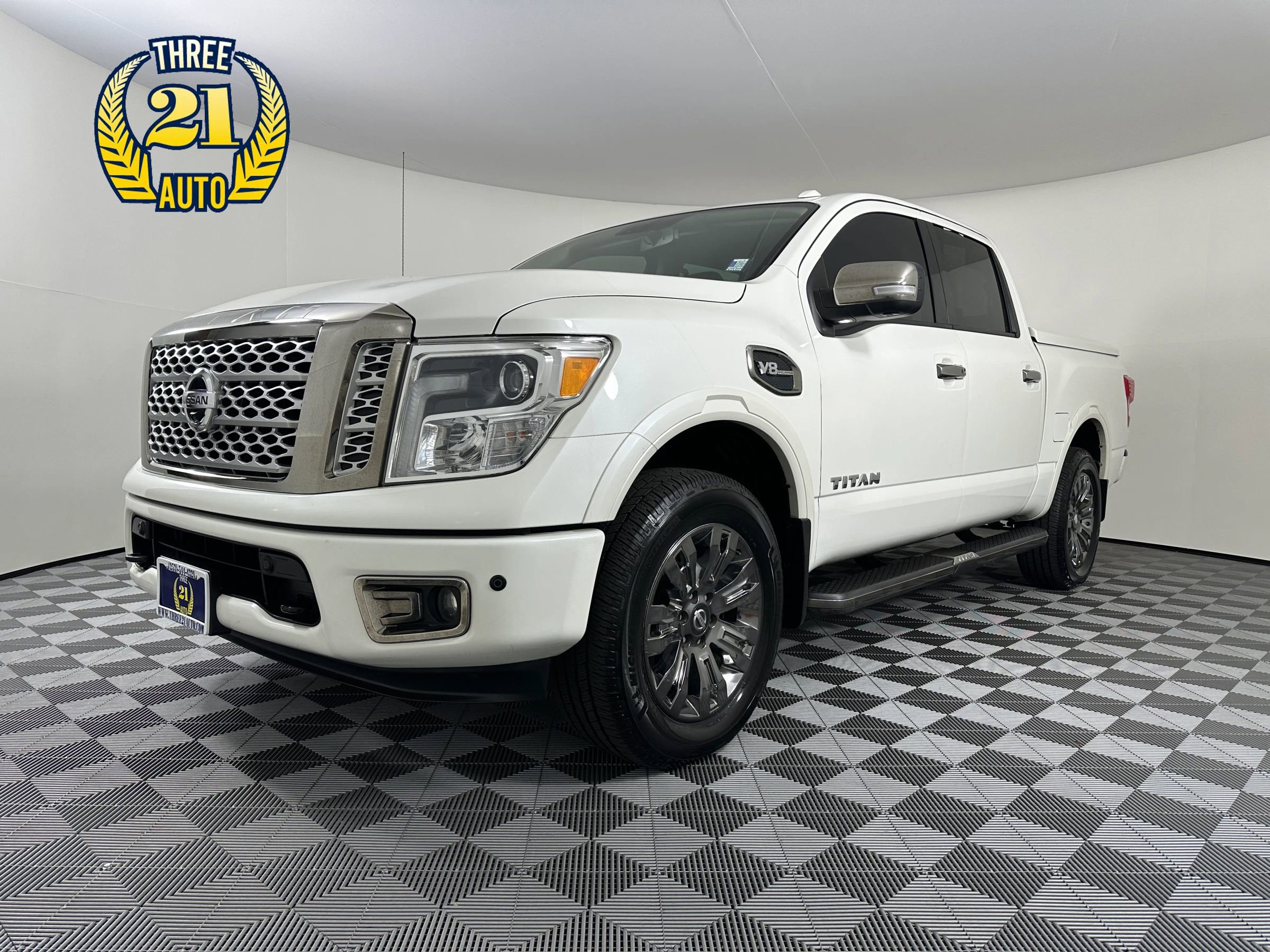 Used 2017 Nissan Titan Platinum Reserve image 1